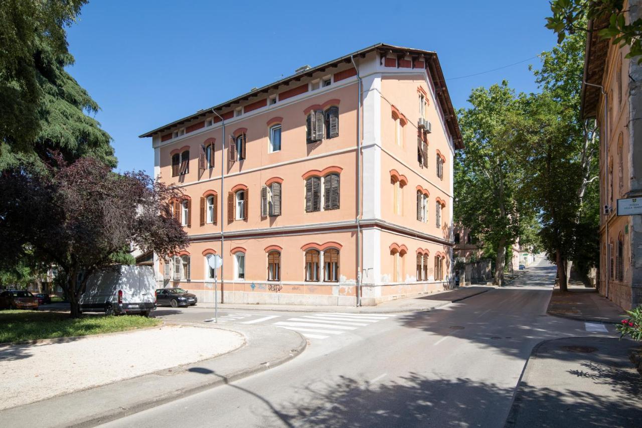 K- Apartments Póla Kültér fotó